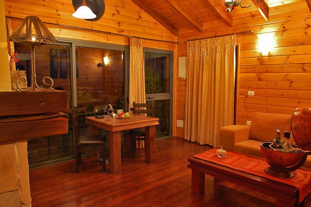 Gan-Hamlachim Amirim Habitación foto